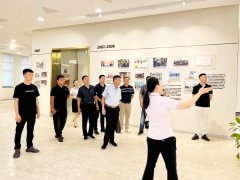 <b>参观交流，赋能成长</b>