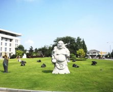 石雕艺术：凝固的时光，永恒的美学